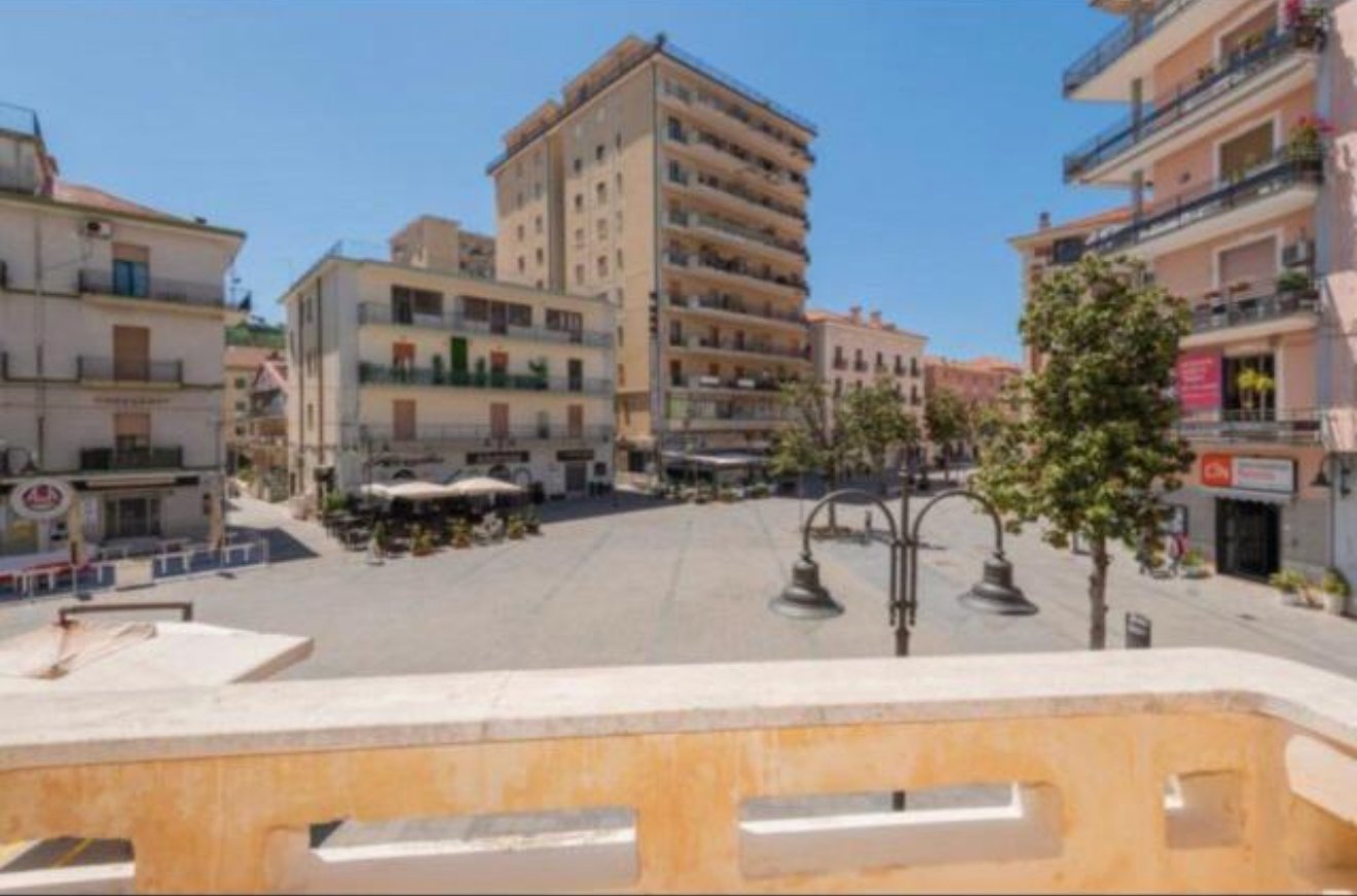 Vista sulla piazza
